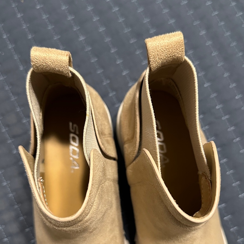 Soda Light Tan Ankle Booties - Picture 2 of 4